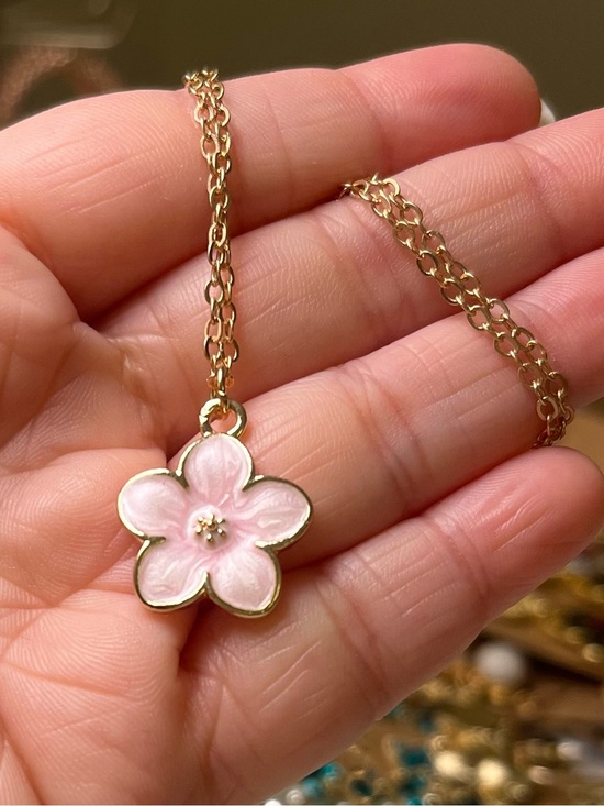 Jewelry - Pink Enamel Flower Pendant Necklace